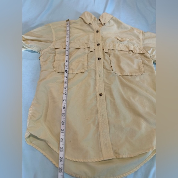 LL Bean women’s  XS Light Yellow Buzz Off Bug Repellent Long Sleeve Button Down. - Picture 4 of 12
